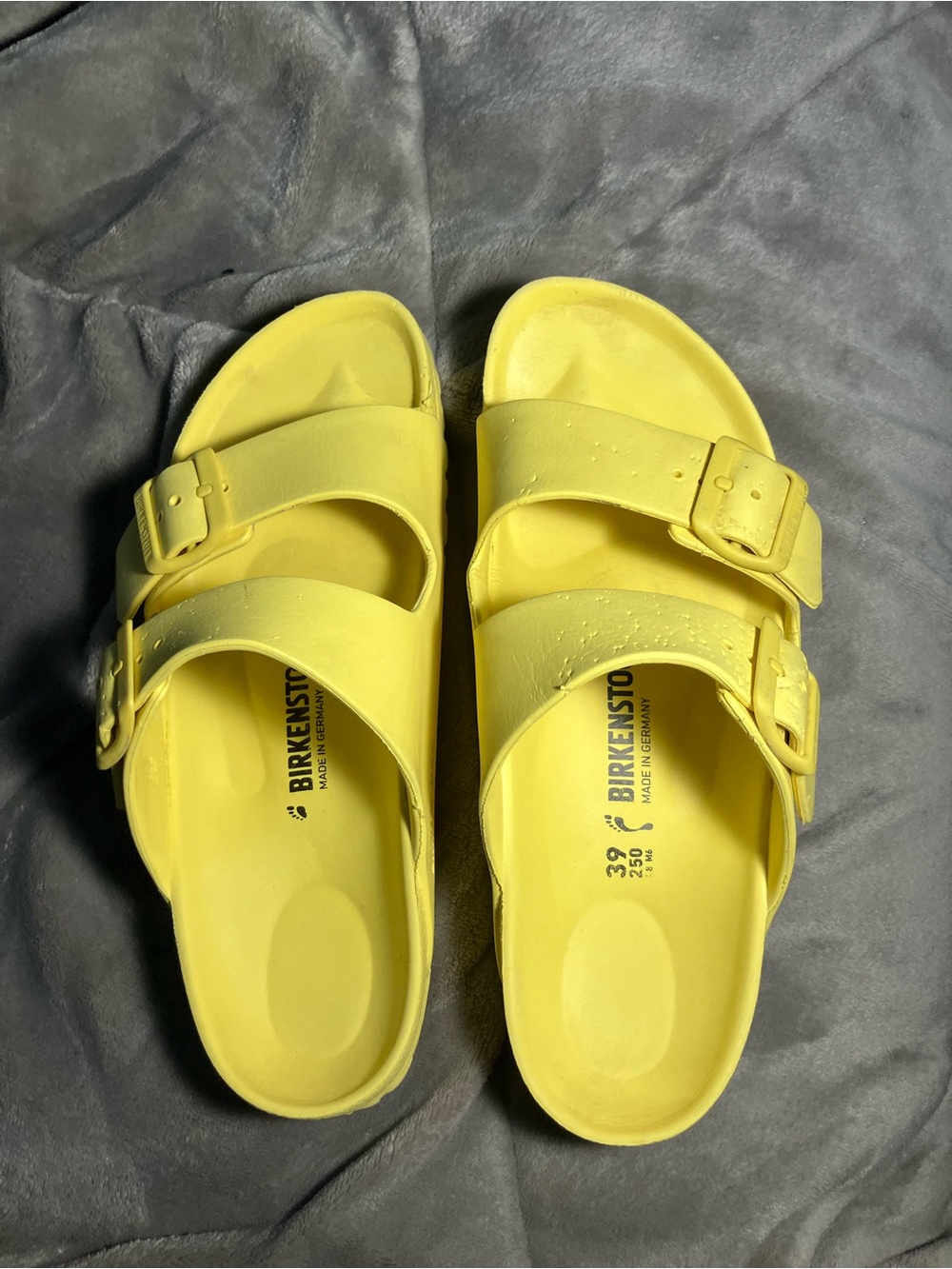 Sz Birkenstock Unisex Arizona Essentials EVA Sandal Vibrant Yellow W8 M6
